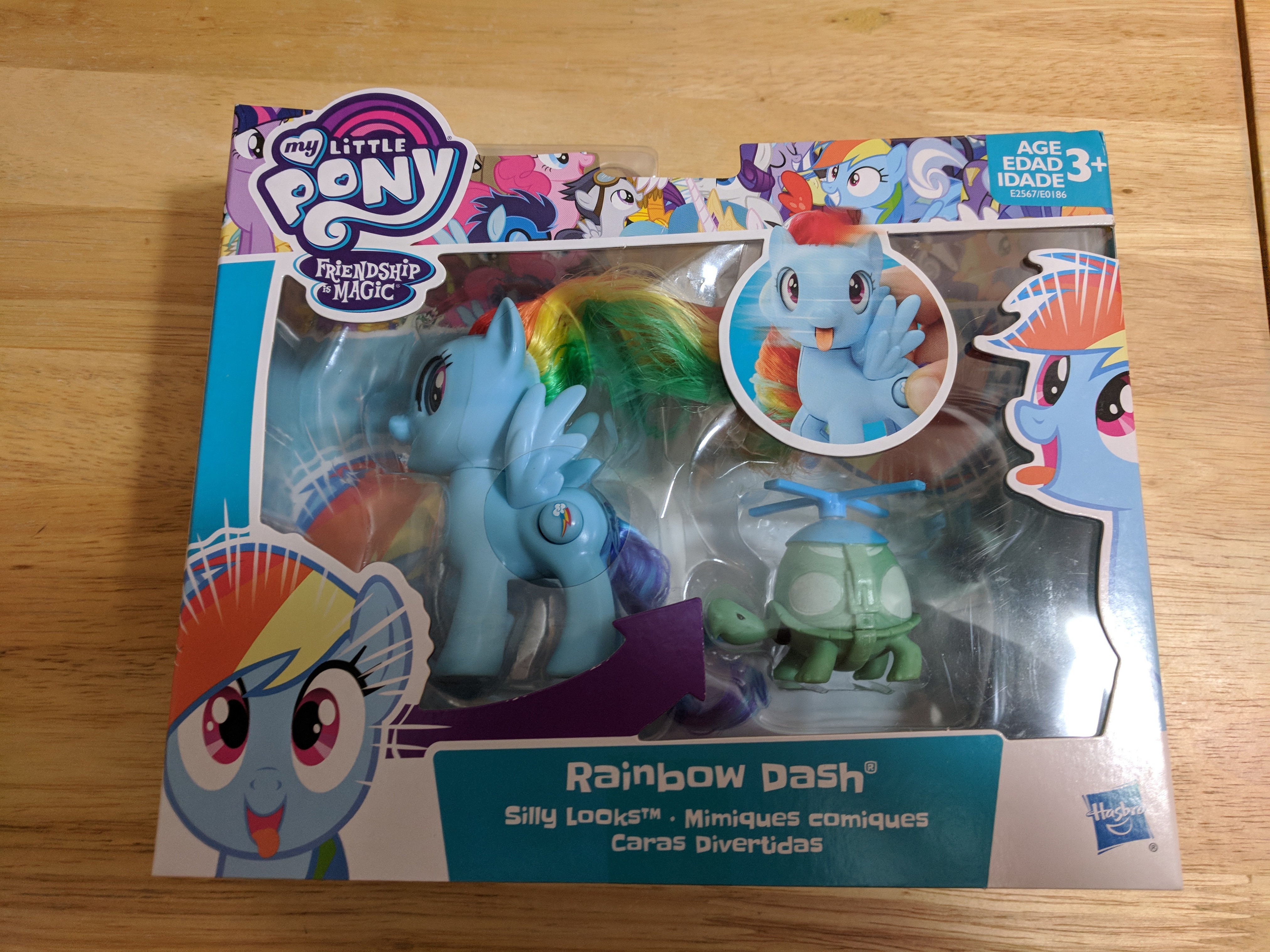 My Little Pony E2567 Rainbow Dash Fashion Doll