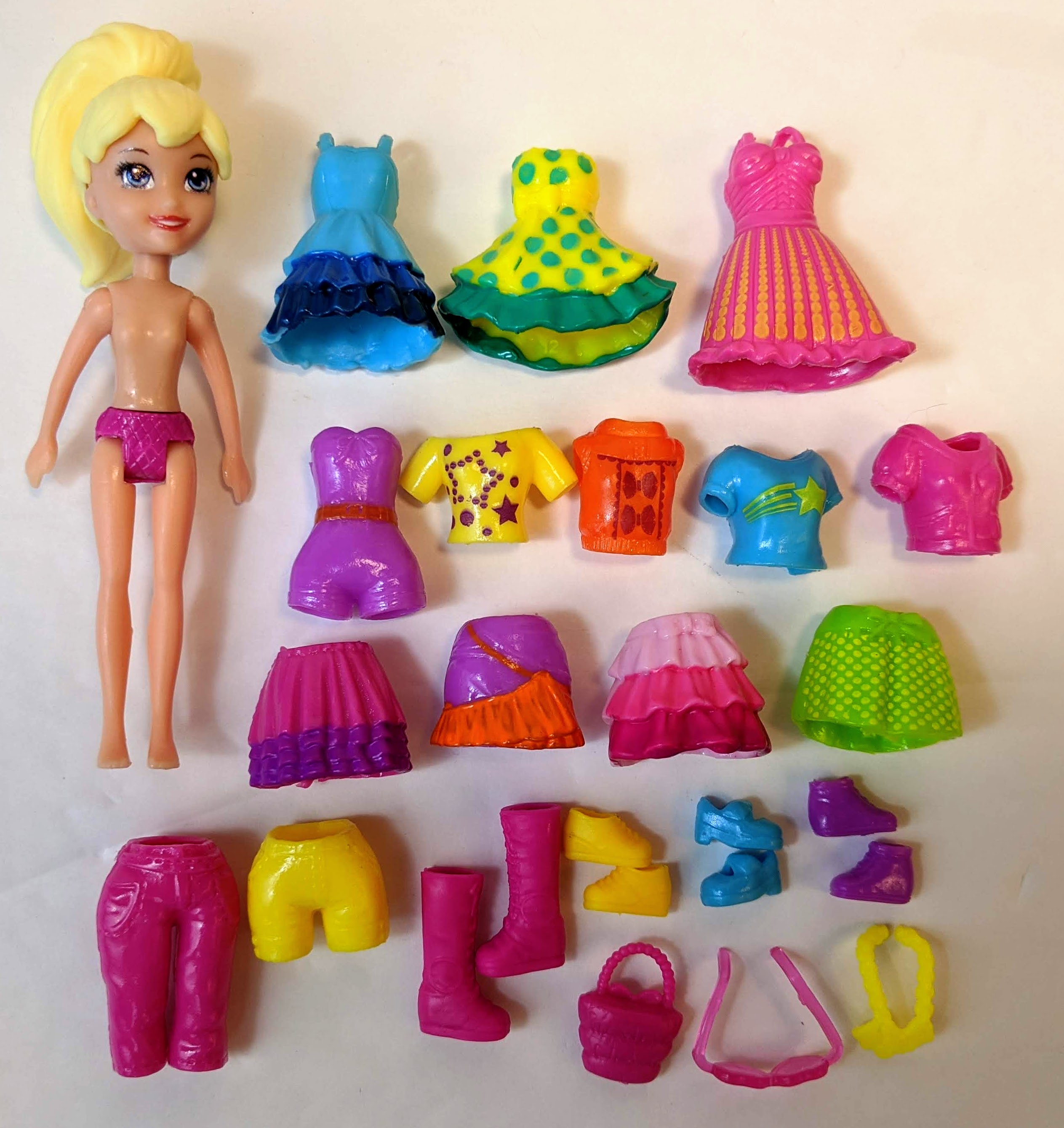 Boneca Polly Pocket Parque de Mascotas Crissy - Mattel