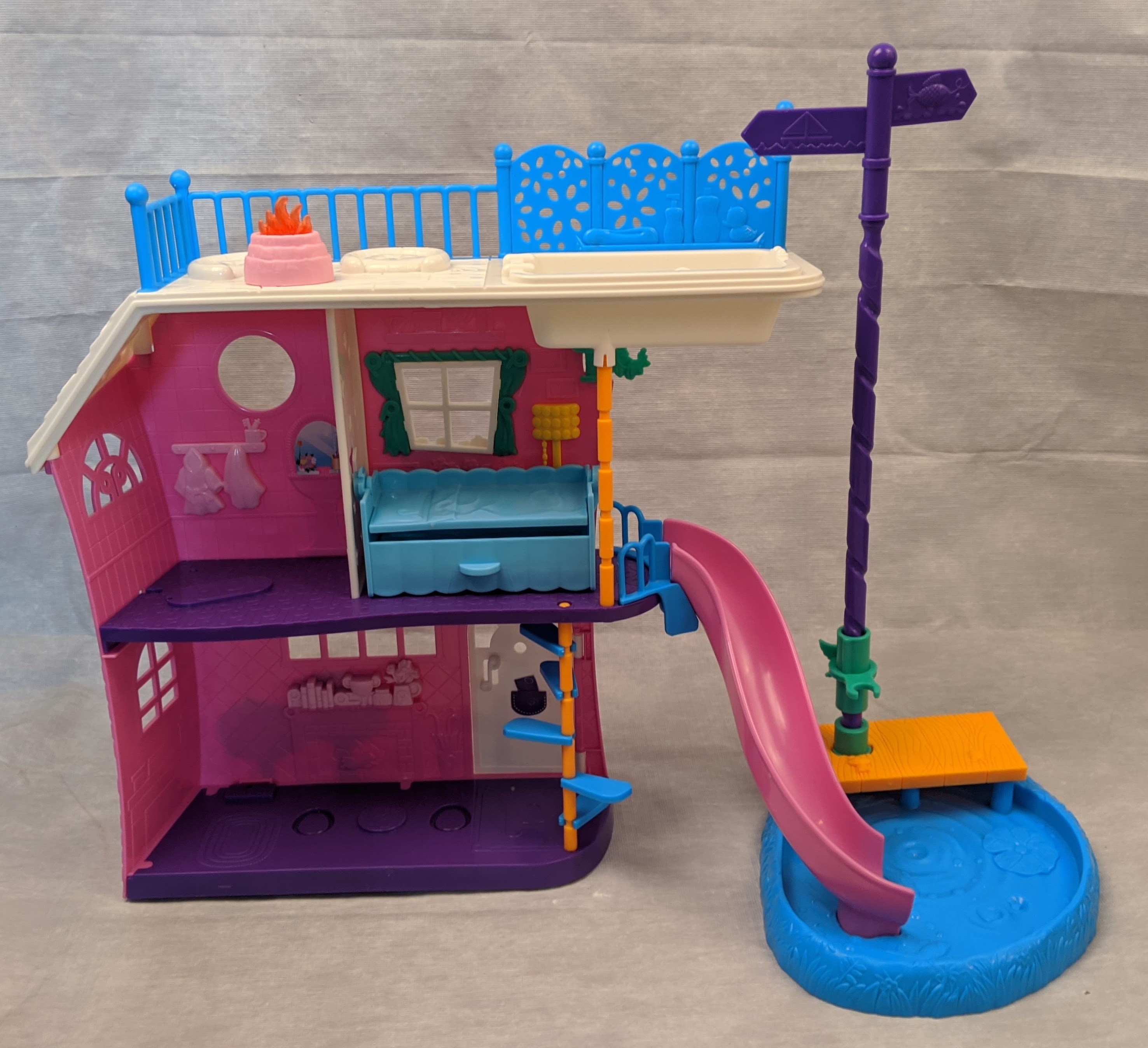 Polly Pocket Casa do Lago da Polly